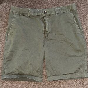 Goodfellow & Co Men's 32" W 9" Inseam Olive Green Chino Shorts Every Day Wear